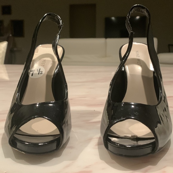 Nine West PU patent leather peep toe heels with hidden platform black 7.5M - Picture 5 of 6